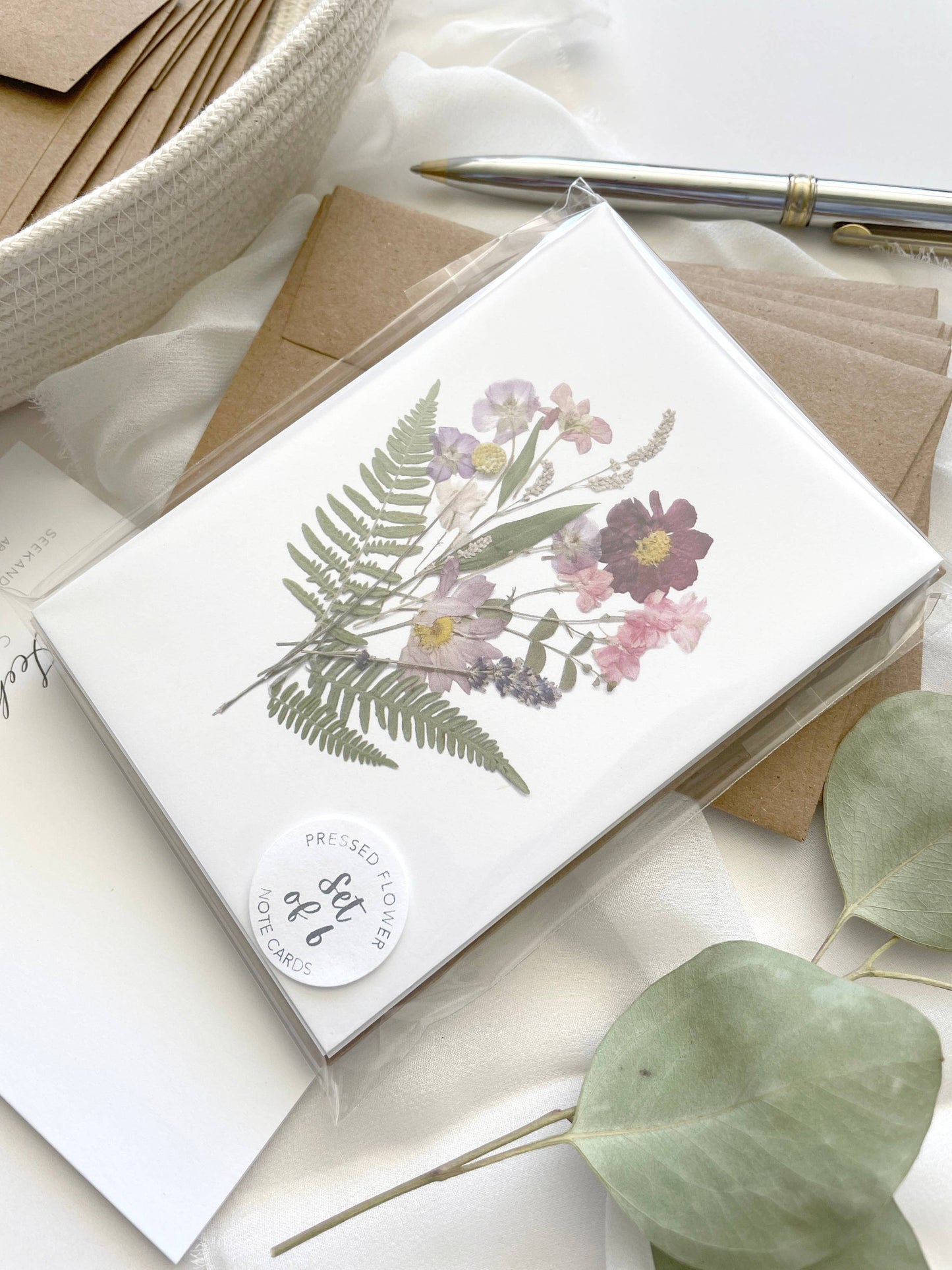 
                  
                    Spring Fling Pressed Flower Note Card Set
                  
                