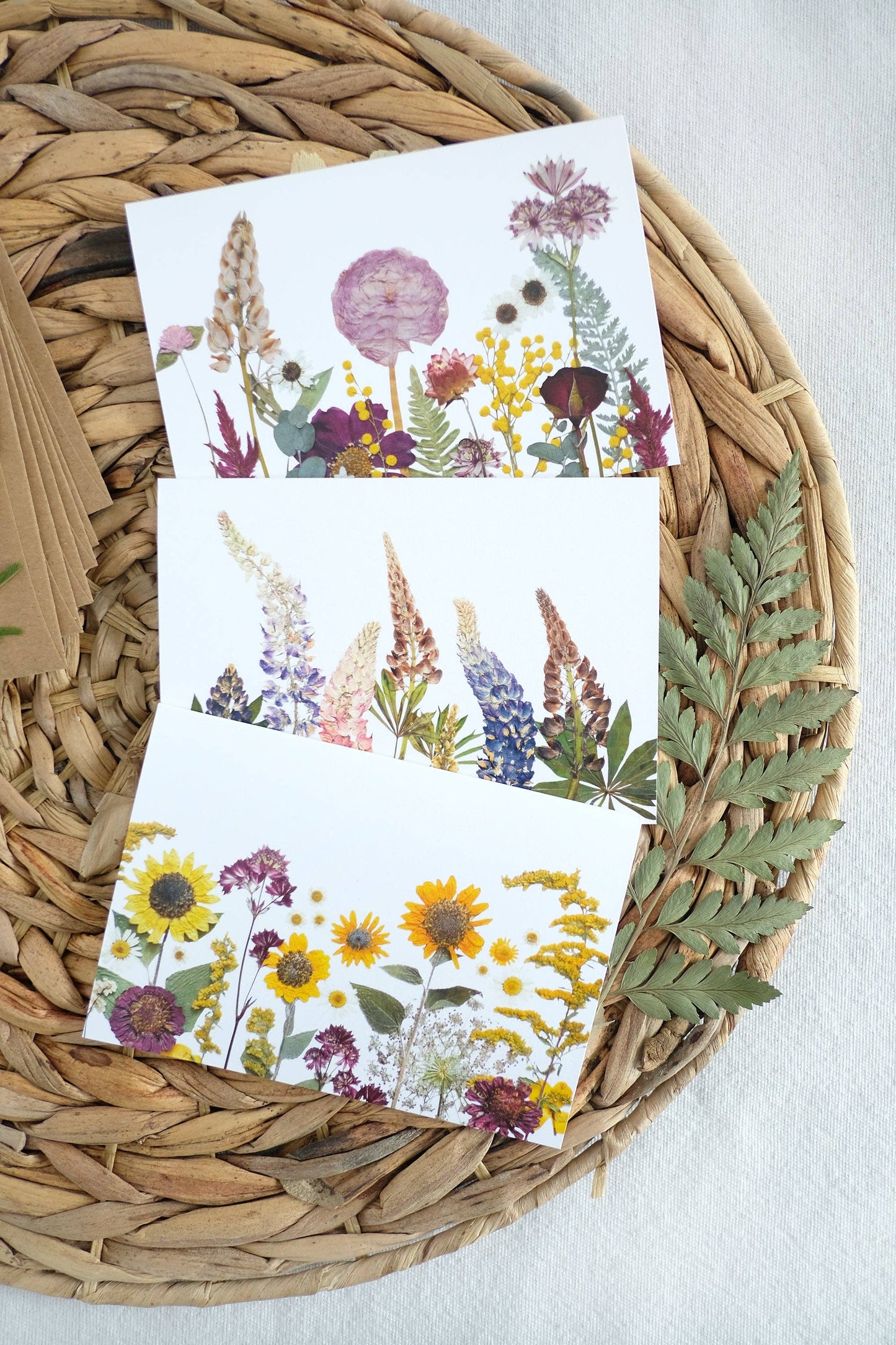 
                  
                    Garden Inspired Pressed Flower Note Card Set
                  
                